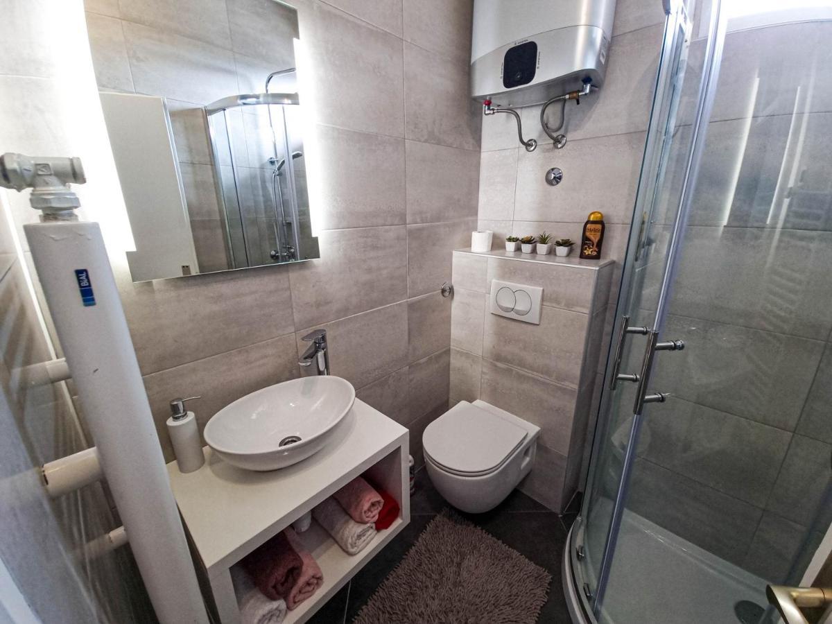 Apartment Apex Penthouse Self Check-In Карловац Экстерьер фото