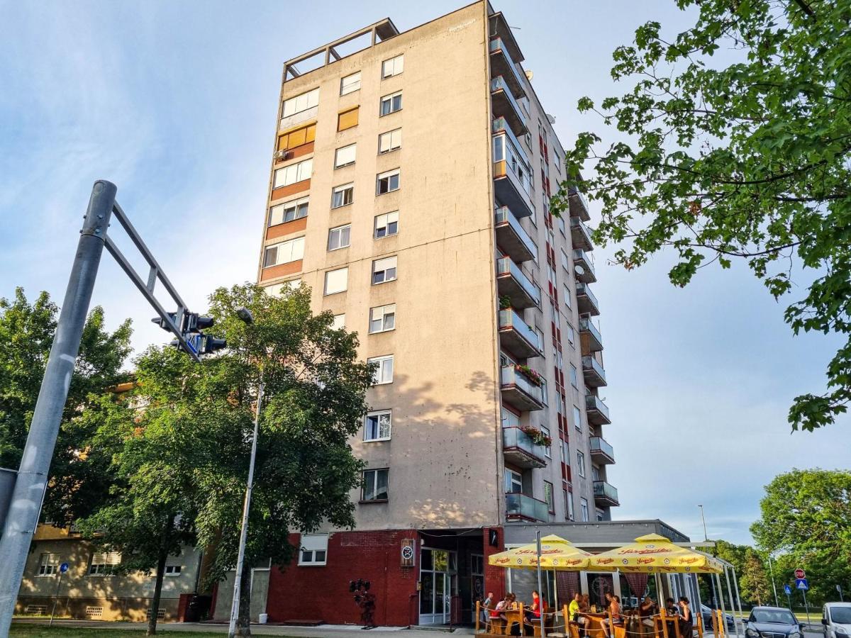 Apartment Apex Penthouse Self Check-In Карловац Экстерьер фото